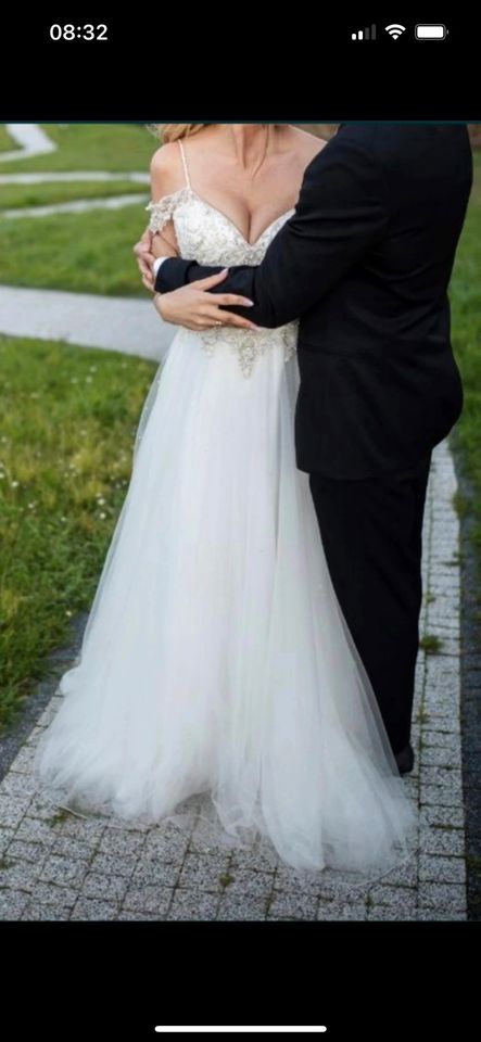 Hochzeitkleid brautkleid in Hof (Saale)