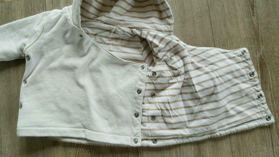 Esprit Baby Wendejacke Gr 56 beige Streifen Schlüttli in Zeven