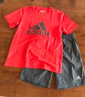 Adidas, graue Hose, Gr. 140, rotes T-shirt, Gr. 152 Hessen - Körle Vorschau