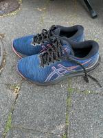 ASICS Laufschuhe Gr. 39 GT-2000 11 Goretex Nordrhein-Westfalen - Kerpen Vorschau