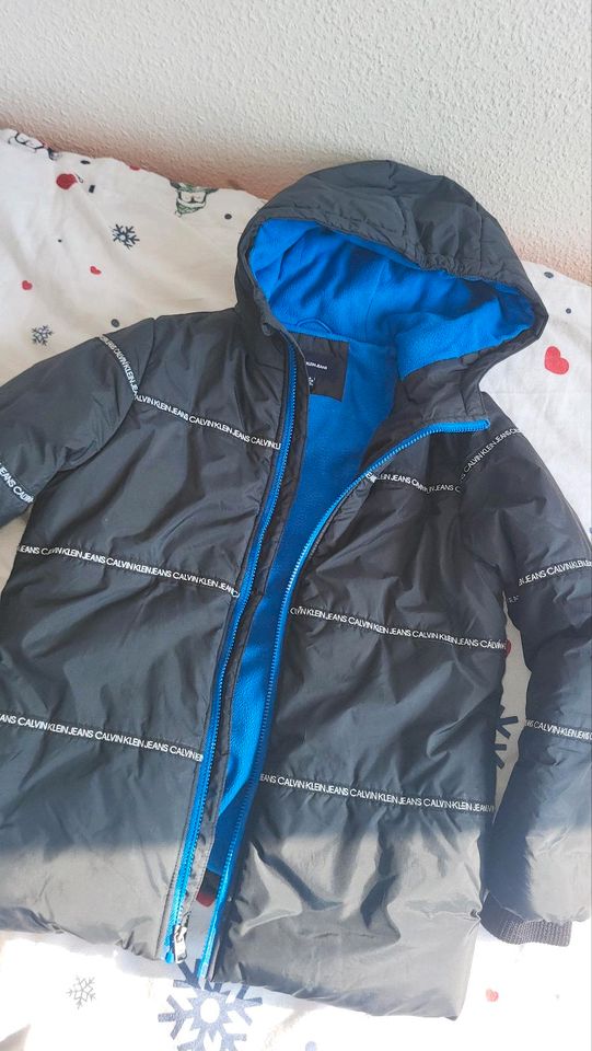 Calvin Klein Jungen Jacke Winterjacke M 152 158 in Berlin