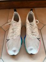 Nike Air Zoom Tempo Next% weiß Laufschuhe 44 Hessen - Trebur Vorschau