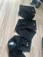 Nike kurze Sporthosen 3 Stück Wandsbek - Hamburg Farmsen-Berne Vorschau