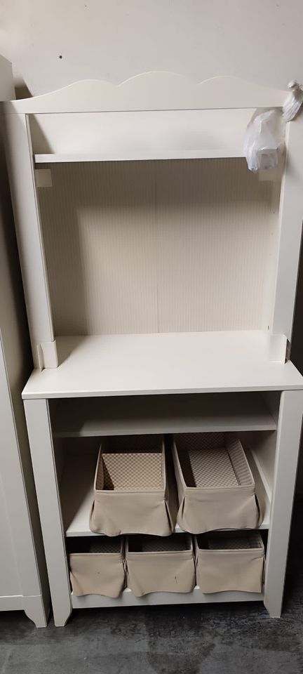 Ikea Wickelkommode und Kleiderschrank in Viersen