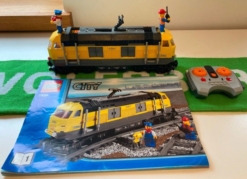 Lego Eisenbahn, City, Zug, Lok aus 7939 in Grasleben