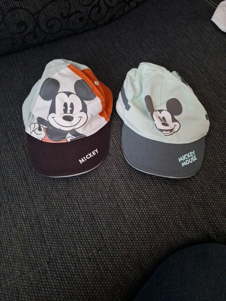 2 Mickey Mouse Cappy, Gr. 74 in Bochum