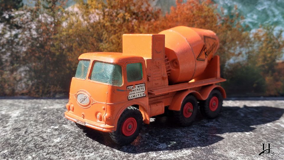 MATCHBOX Series King Size N°13 Ready-Mix Concrete Truck 1963 in Alzenau