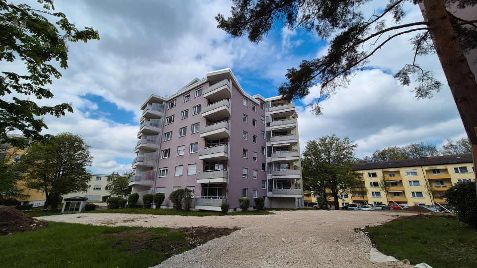 Wohnen im Architektenhaus! in Böblingen