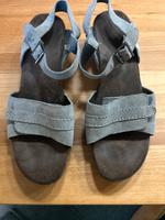 Rieker Sandalen Gr. 42 Nordrhein-Westfalen - Essen-Margarethenhöhe Vorschau
