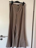 Bershka Hose Wide leg dünner Stoff Frühling 40 Baden-Württemberg - Schwetzingen Vorschau