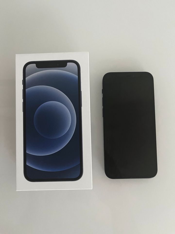 Apple iPhone 12 Mini in schwarz | 64GB | kaputt in Freiburg im Breisgau