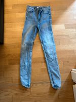 Stradivarius Röhrenjeans XS Brandenburg - Potsdam Vorschau