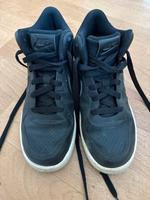 Schwarze Nike Schuhe MID CUT EBERNON MID SE WTR Sachsen - Grimma Vorschau