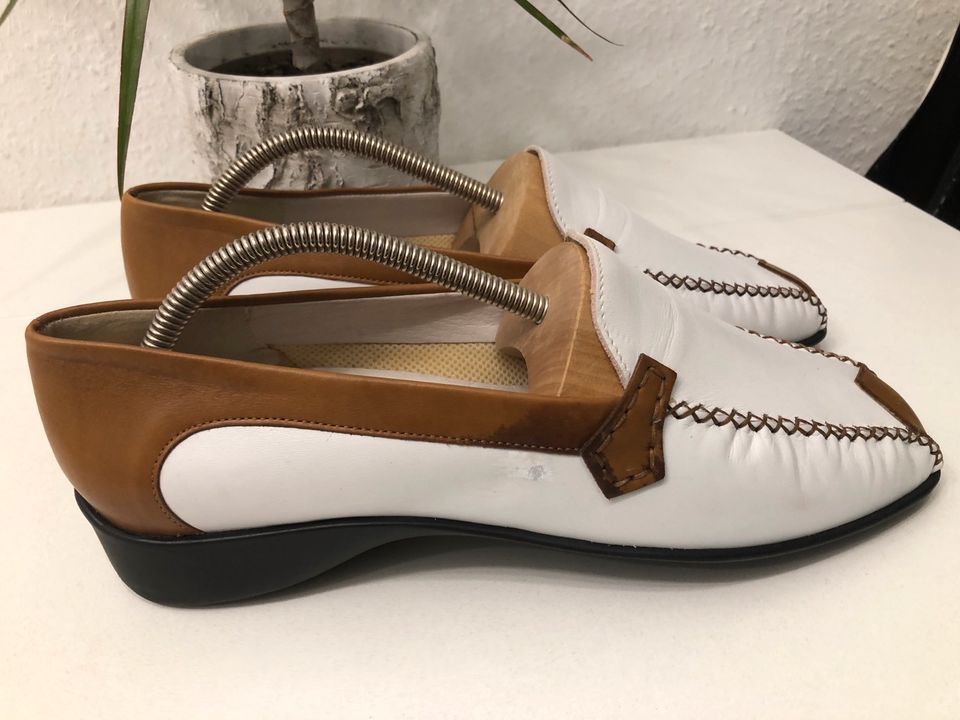 Modische Leder-Schuhe Sipper Gr. 42 neu, Farbe weiß/camel von Ara in Würzburg
