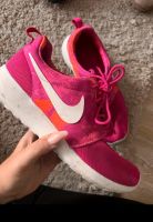 Nike Turnschuhe Sachsen - Riesa Vorschau