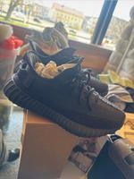 Adidas Yeezy Boost 350 Bayern - Augsburg Vorschau