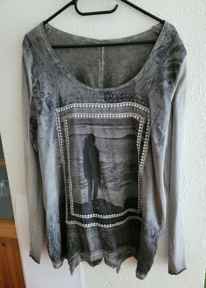 Tredy Tunika 42/44 grau Print Glitzer Zipfel Shirt Pulli XL-XXL in Eislingen (Fils)