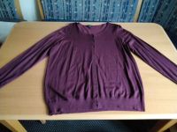 Tolle Strickjacke geknöpft bordeaux Tchibo Gr. 48/50 Neuwertig! Nordrhein-Westfalen - Attendorn Vorschau