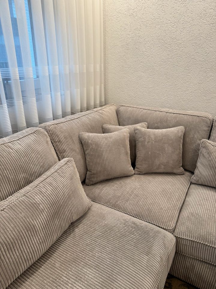 XXL Sofa/Couch in Neuenrade