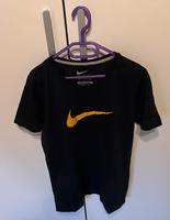 Sportshirt in Größe XL für Damen von Nike Nordrhein-Westfalen - Warburg Vorschau