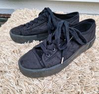 Damen Schuhe Sneaker Freizeitschuhe Schnürschuhe Gr. 38 Bayern - Neuburg a.d. Donau Vorschau