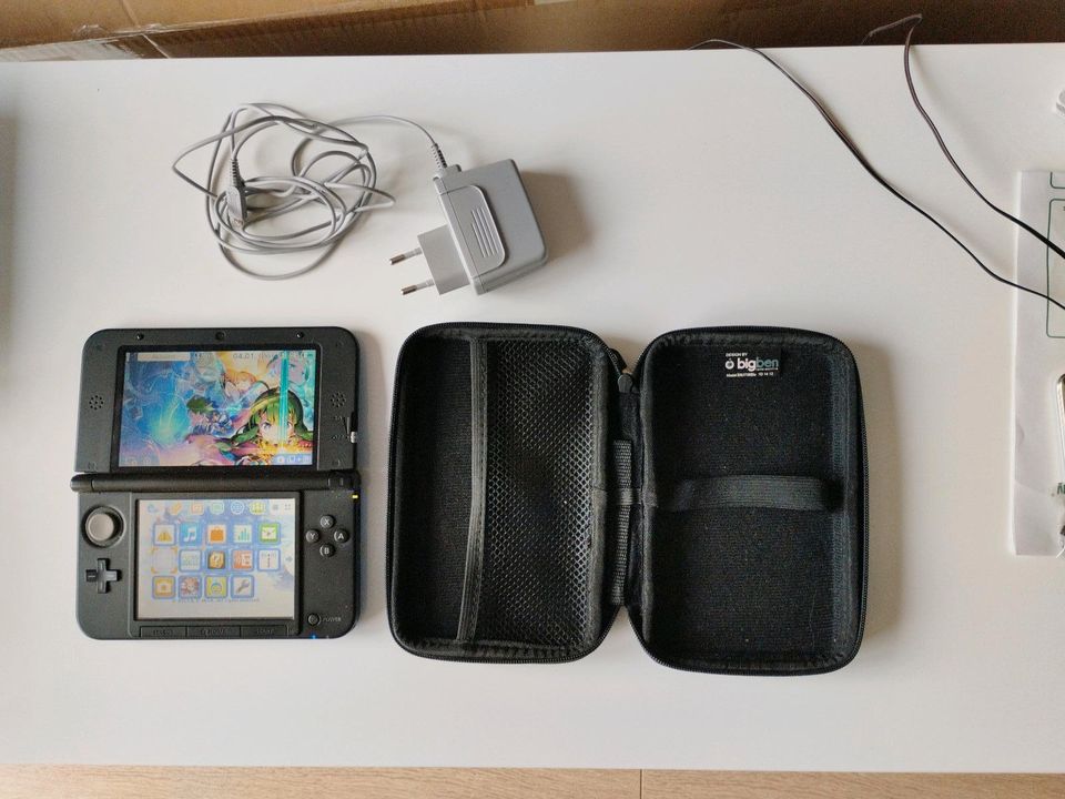 Nintendo 3DS XL Blau in Neuss