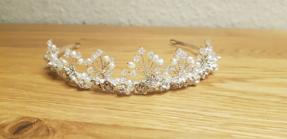 Diadem Brautschmuck NP: 99,- € Haarschmuck Hochzeit in Leipzig