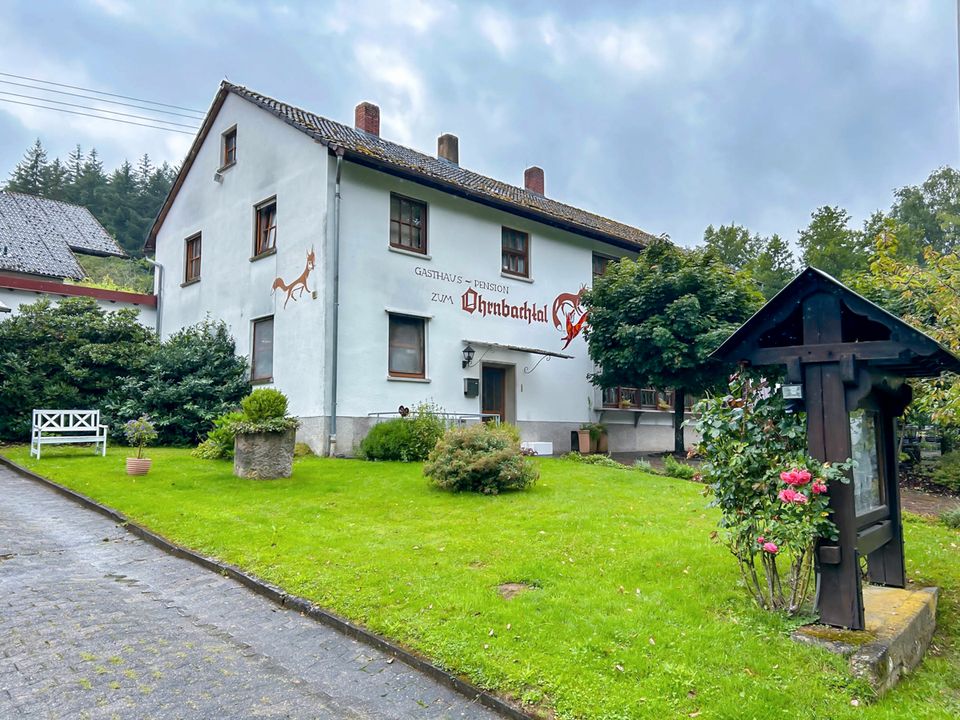 Charmanter Gasthof mit Hotel und geräumiger Wohnung in Weilbach