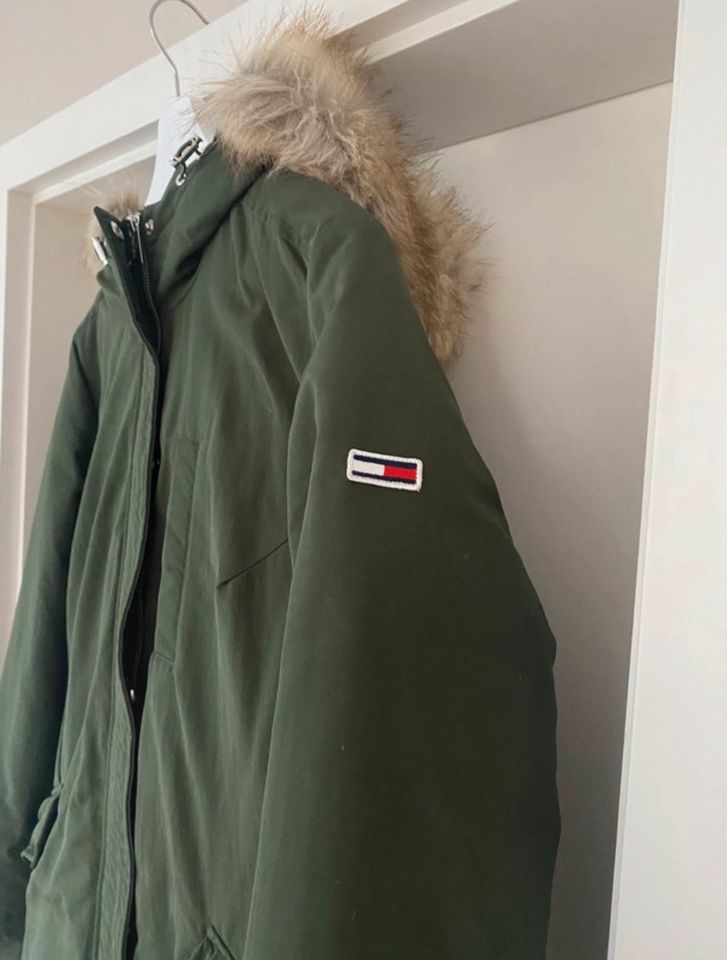 Echte Daunen Jacke Mantel Tommy Hilfiger Gr L 38/40/42 grün in Offenburg