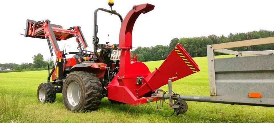 Häcksler Holzhäcksler Holzhacker Zapfwelle Kat1/ Kat2 Traktor in Gummersbach