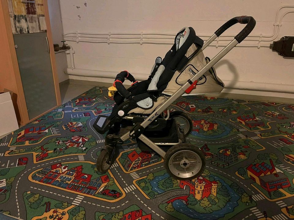 Hartan kinderwagen in Metten