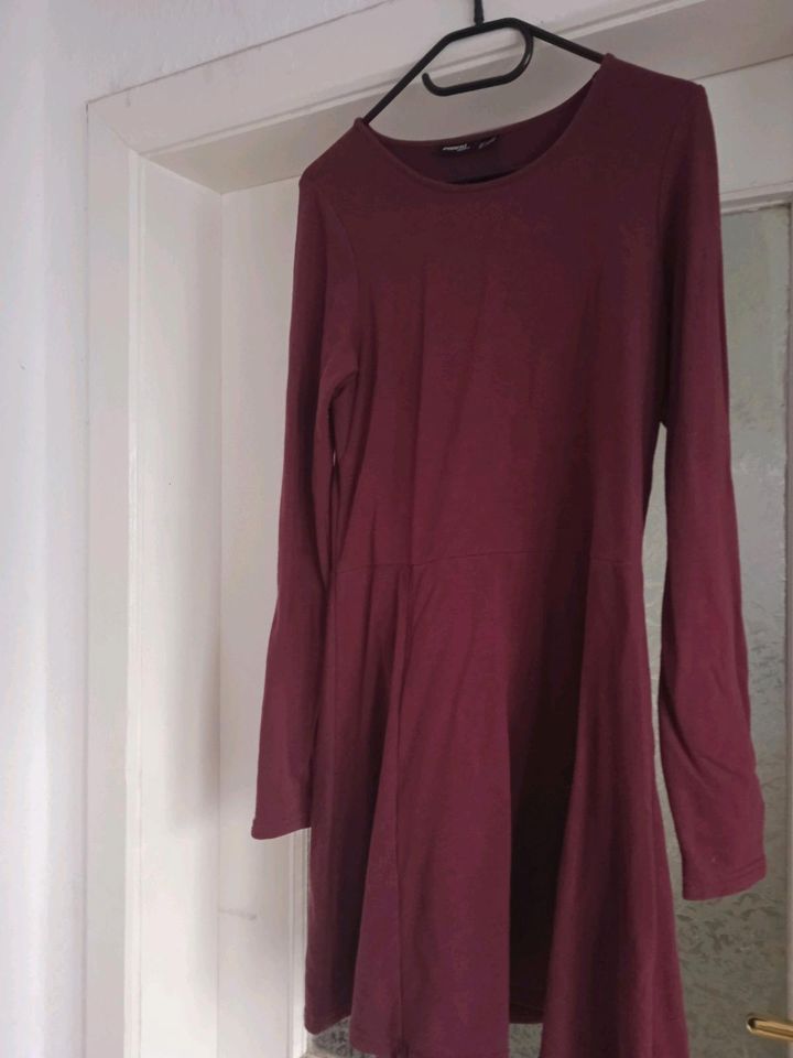 Lang Arm Kleid zu verkaufen in Neulewin