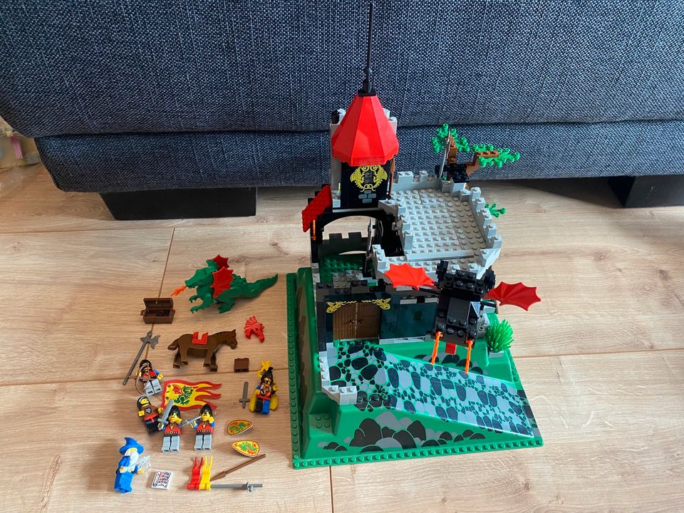 Lego 6082 komplett Drachen-Burg Ritter in Neunkirchen a. Brand