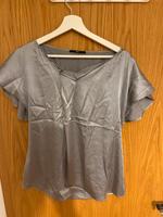 Original BOSS Seiden-Top Damen - Gr. 38, grau Bayern - Maisach Vorschau