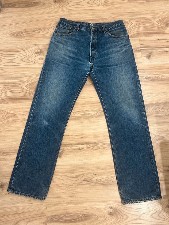 Levis 501er Jeans (L) in Dinkelscherben