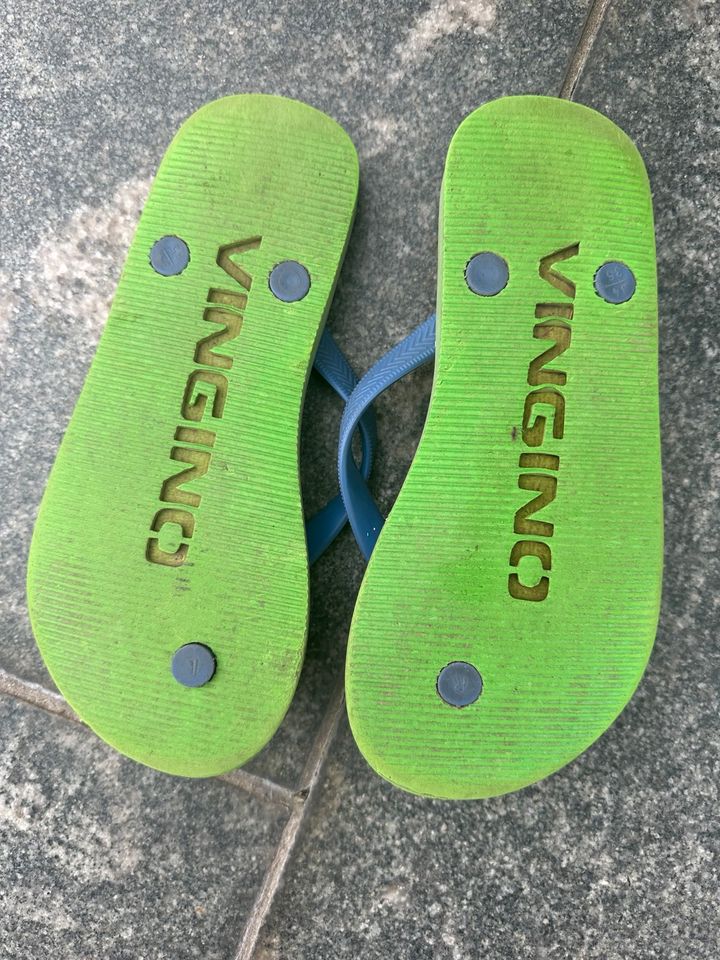 Flip Flops verschiedene VINGINO und Adidas in Moers