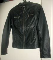 Neue Schwarze Lederjacke von Only , Gr.36 München - Bogenhausen Vorschau