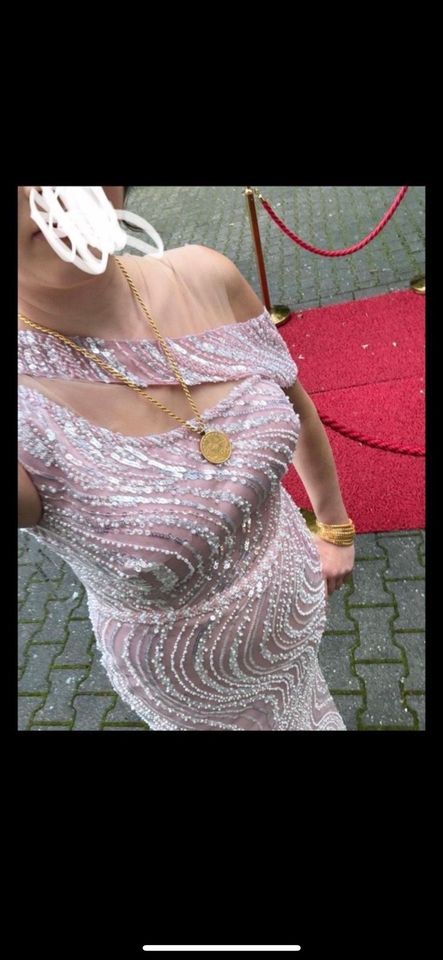 Abendkleid Ballkleid perlenkleid Paillettenkleid blogger in Gladbeck