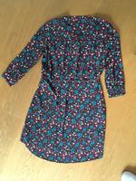Selected femme Kleid Gr. 40 Blumen schwarz Berlin - Neukölln Vorschau