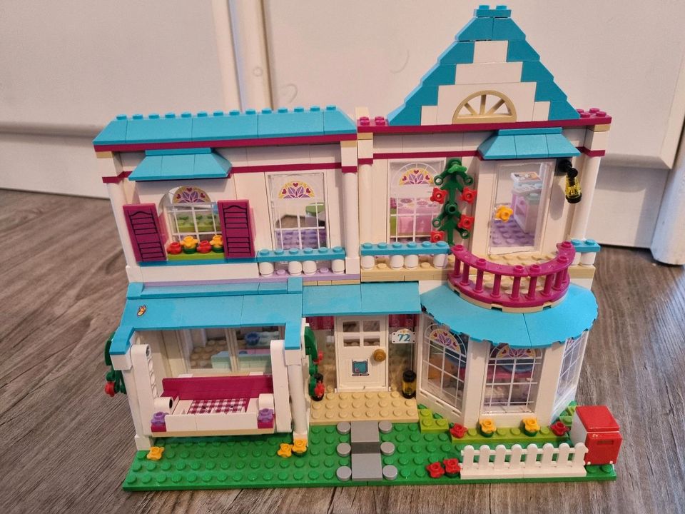 Lego Friends Stephanies Haus Mädchen Originalkarton in Bad Honnef