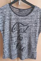 Graues Tshirt Mecklenburg-Vorpommern - Zinnowitz Vorschau