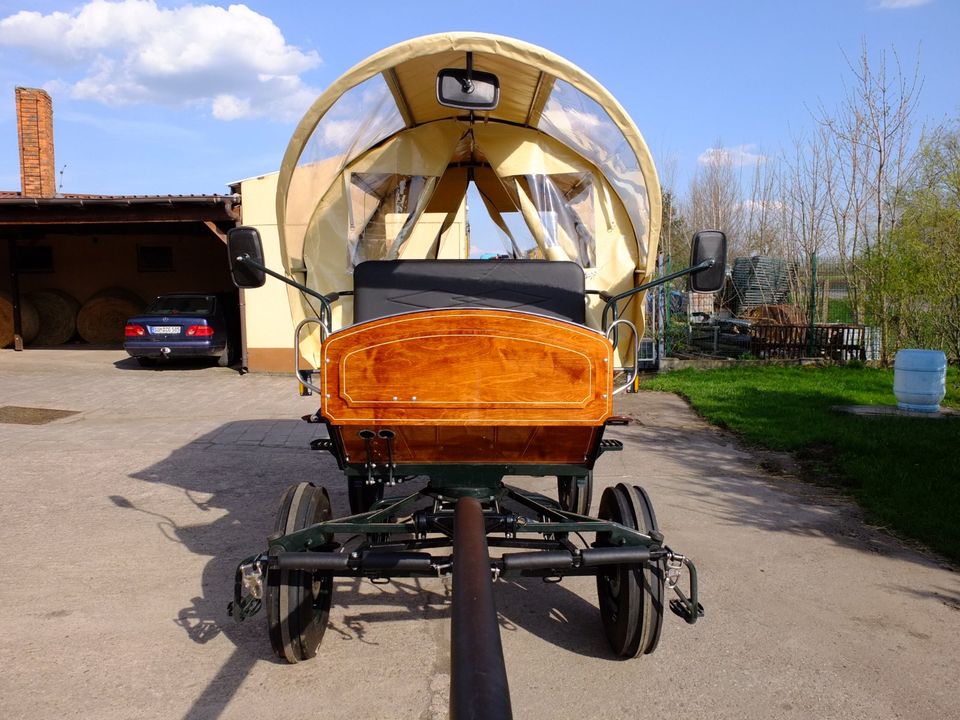 Neuer Planwagen m. Traktorrädern! in Rudersdorf