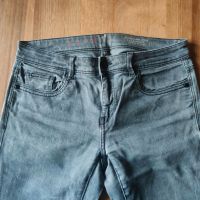 Esprit Jeans, grau blau, Größe 28/32 Frankfurt am Main - Sachsenhausen Vorschau