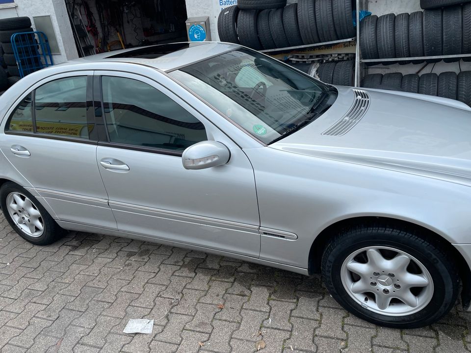 Mercedes C200 Kompressor Limousine in Weinheim