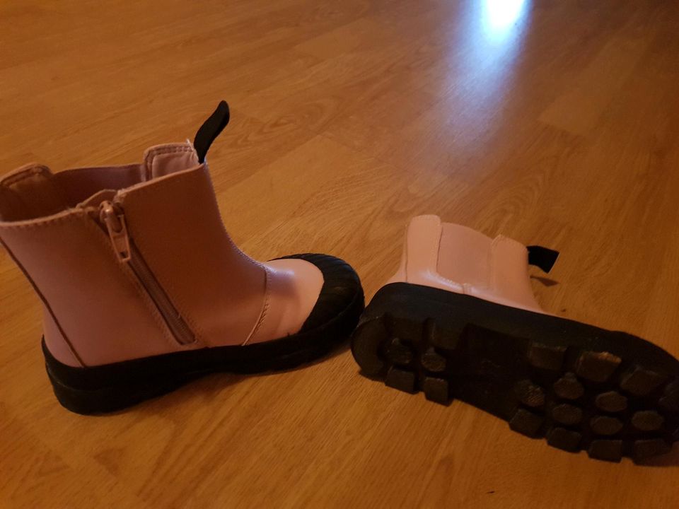 Stiefeletten H&M in Hohe Börde