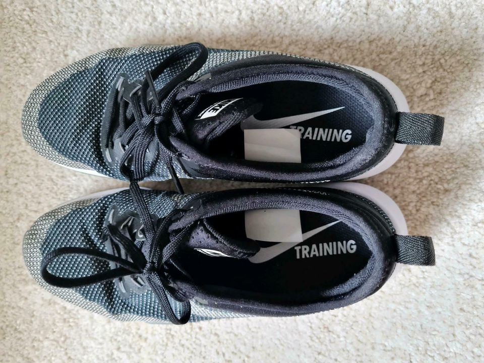 Nike Schuhe, Zoom, Training, Gr. 39, sehr guter Zustand, Sport in Aschaffenburg