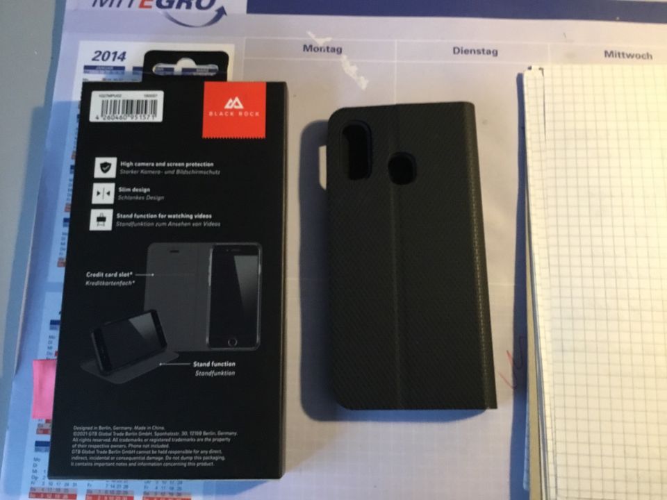 Samsung Galaxy A20E Cover Magnet Klapphülle mit stand Funktion in Papenburg