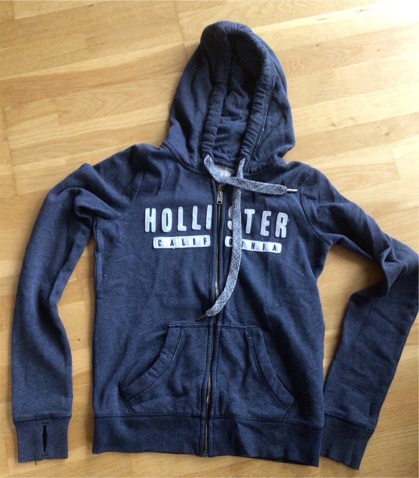 Hoodie / Sweatshirtjacke von Hollister XS in Rehlingen-Siersburg