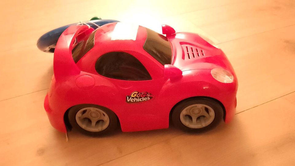 Spielzeugauto Ferngesteuertes Auto mit Sound in Wetzlar