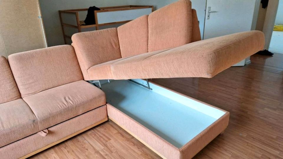 Sofa mit Bettfunktion in Berlin